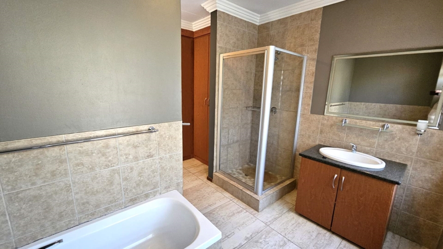4 Bedroom Property for Sale in Melodie North West